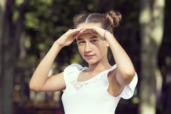 Retrato de una niña — Foto de Stock