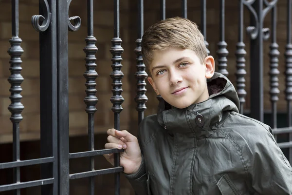 Portret van een tiener — Stockfoto