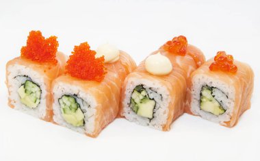 sushi lezzetli deniz ürünleri 