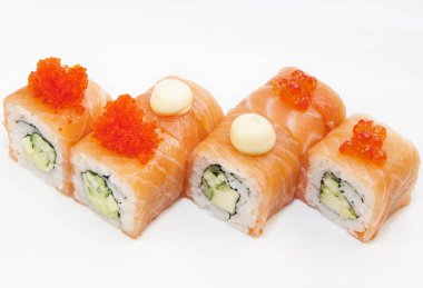 sushi lezzetli deniz ürünleri 