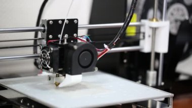 yelement tasarım çalışma 3d yazıcı mekanizması