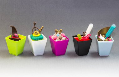 Mini Tatlılar ve et kanepeler sebze snacks