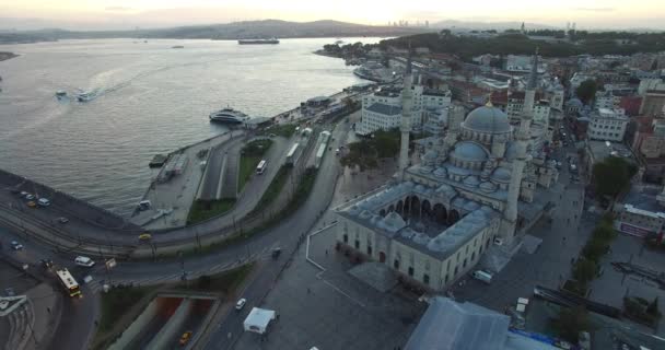 Sonnenaufgang über der Stadt Istanbul — Stockvideo