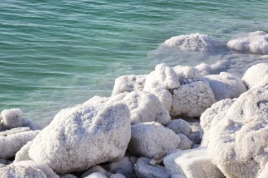 Ölü deniz tuzu taşlar mevduat 