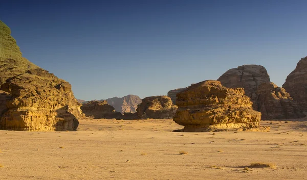 Wadi rum çöl — Stok fotoğraf