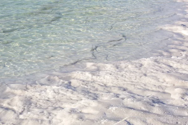 死海盐存款石头 — 图库照片