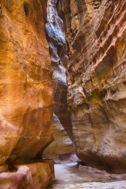 Eski rock city Petra Ürdün'de terk edilmiş.