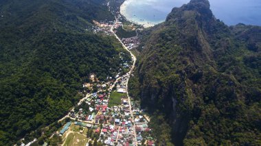 El Nido Palawan Adası Köyü 