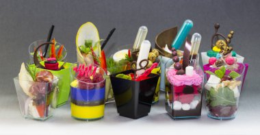 Mini Tatlılar ve et kanepeler sebze snacks