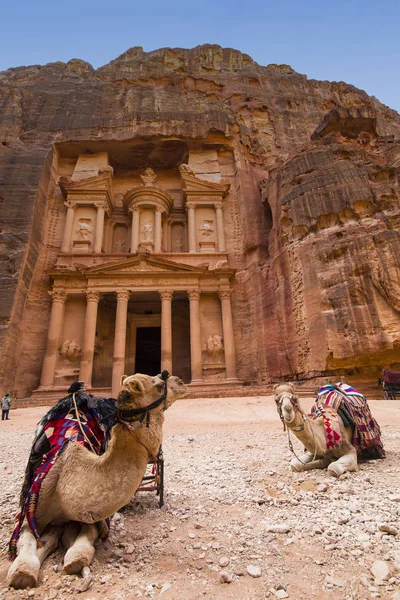 Antigua ciudad rocosa abandonada de Petra —  Fotos de Stock