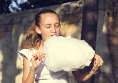 bir plastik şişe içki su