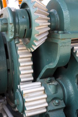 Büyük dişli mekanizması