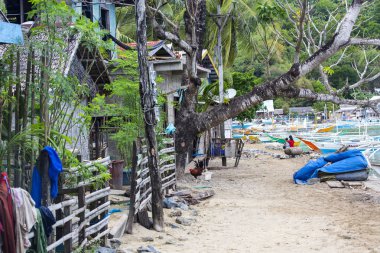 Filipin balıkçı köyü sakinlerinin yaşam