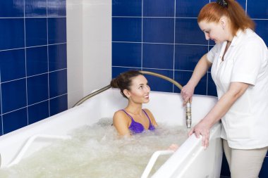 su masajlı Güzellik Salonu