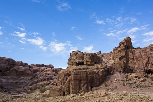 Antiga cidade rochosa abandonada de Petra na Jordânia — Fotografia de Stock