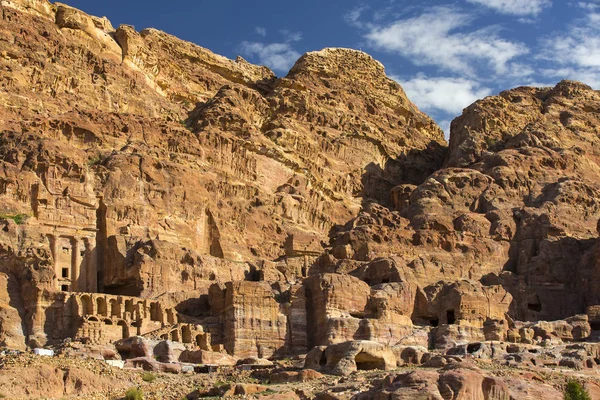 Gamla övergivna rock staden Petra i Jordanien — Stockfoto