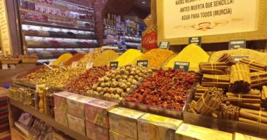 Istanbul'daki eski Mısır Çarşısı