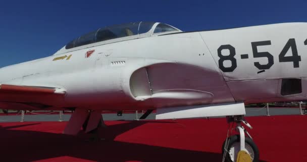 Museo de la aviación en Estambul está representado por una gran colección de aviones civiles militares y también la historia de la aviación en Turquía — Vídeos de Stock