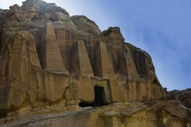 Antik kaya şehir Petra'dan terk 