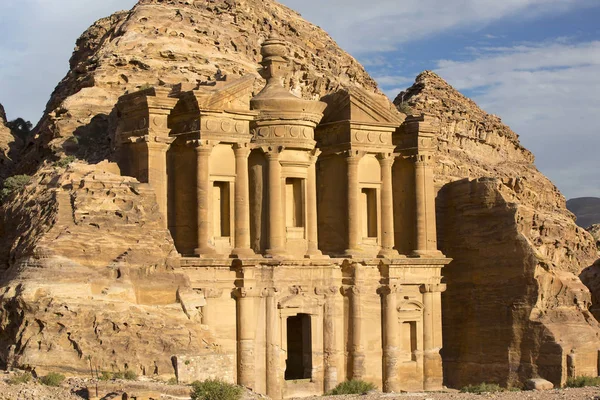 Staré opuštěné skalní město Petra — Stock fotografie