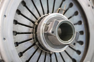 Otomobil yeni oto parçaları 