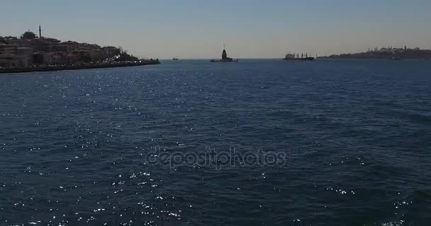 Panorama of view from the Golden Horn on the duct slopes City — Stock Video