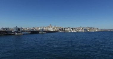 Haliç görünümünden kanal üzerinde Panoraması şehir pistleri 