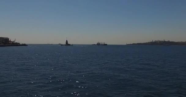 Panorama de la vue depuis la Corne d'Or sur les pentes du canal Ville — Video