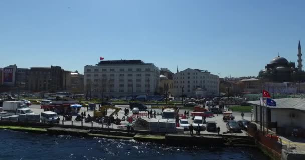 Panorama de la vue depuis la Corne d'Or sur les pentes du canal Ville — Video