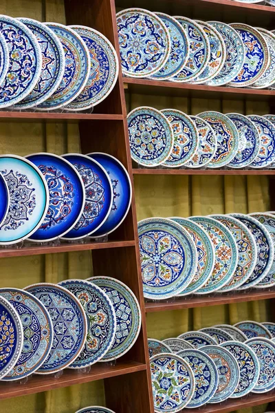 Traditional Turkish decorative ceramics for — Stock Photo, Image