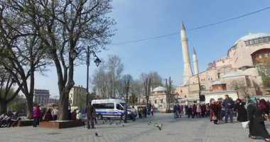 Sultanahmet Meydanı Istanbul'ziyaret turist için bir yer