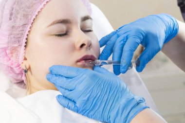 Enjeksiyon ile kozmetik tedavi