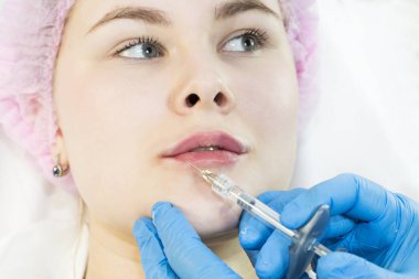 Enjeksiyon ile kozmetik tedavi
