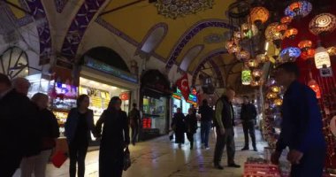 Sultanahmet Meydanı Istanbul'ziyaret turist için bir yer 