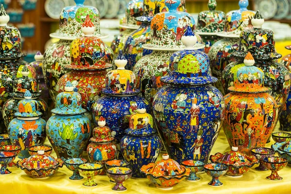 Geleneksel Türk dekoratif seramik 