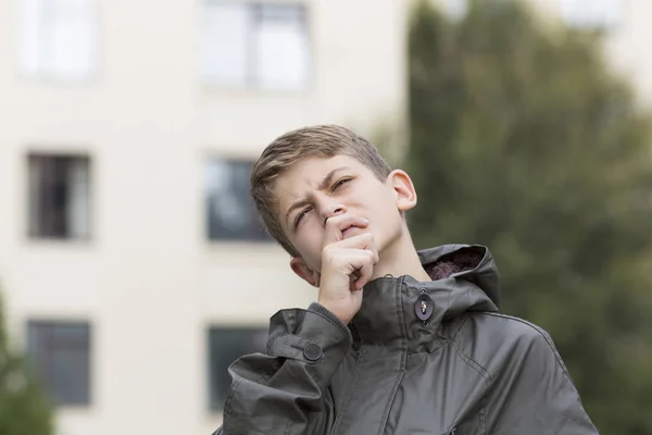 Retrato de um adolescente — Fotografia de Stock
