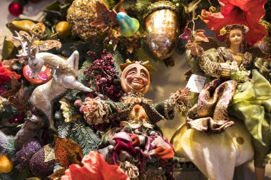 Noel alışveriş Hatıra Eşyası ve takı içinde şehir, Sainte-Andre Macaristan.