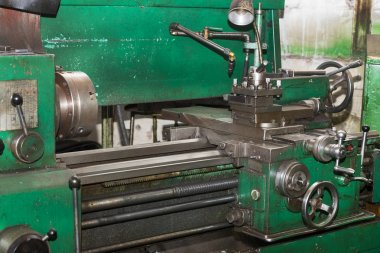 Çalışma mekanizmaları metal işleme makineleri 