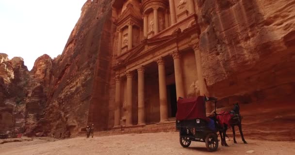 Tourist complex of the ancient city of Petra — Stock Video