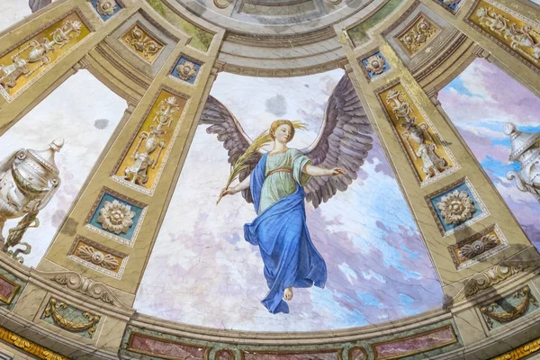 Elementer fra det indre av St. John 's Basilica – stockfoto