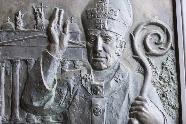 Éléments de l'intérieur de la basilique Saint-Jean — Photo