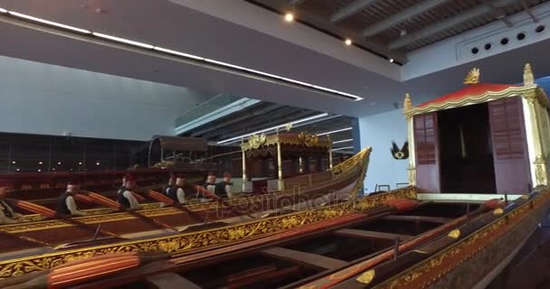 Muzeum Morskie w Stambule przeszywający starożytnej łodzi sułtanów tureckich — Wideo stockowe