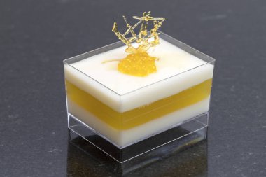 Kanepe tatlılar ve snack