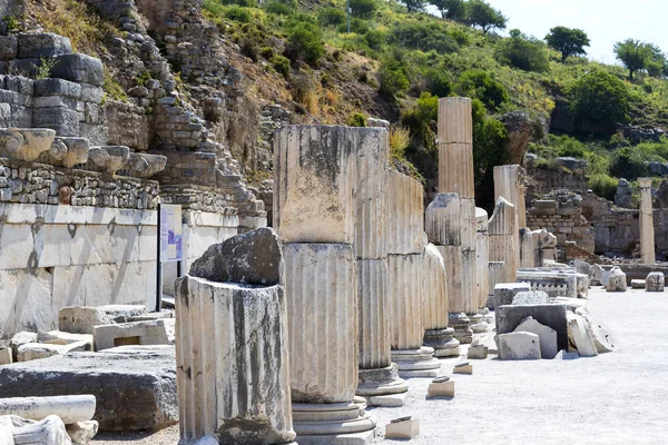 Die Ruinen der antiken Stadt Ephesos — Stockfoto