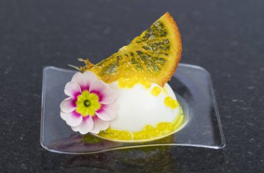 Kanepe tatlılar ve snack