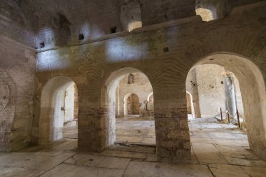 Aziz Nikolaos mezar yerinin kilise mimari unsurları
