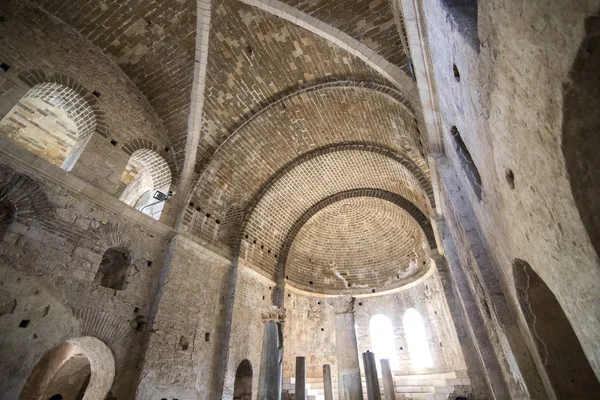 聖ニコラスの埋葬の教会建築場所の要素 — ストック写真
