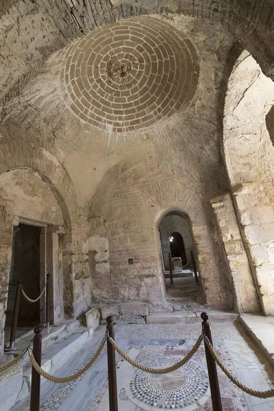 Elements of church architecture place of burial of St. Nicholas — Stock Photo, Image