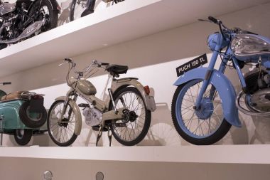 Viyana Teknik Müzesi enerji Sanayi makineleri imalatı sergiler.