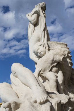 Avrupa'nın en büyük tıbbi banyo en eski Szechenyi şifalı banyo olduğunu.